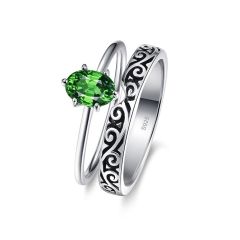 Whloesale 1.5mm and 3.5mm 925 silver Women Engagement Ring Set in Emerald